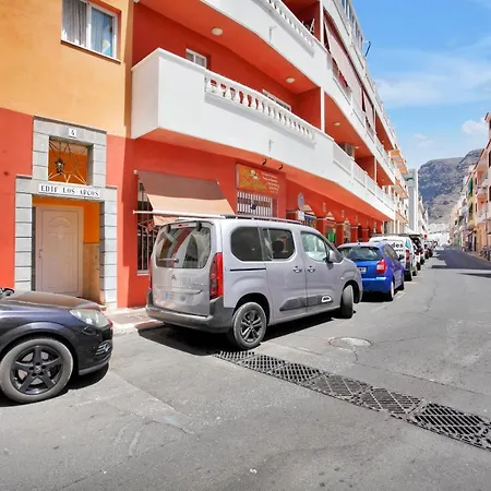The Cliffs Penthouse, Huge Terrace, Bbq, Air Con Apartment Puerto de Santiago (Tenerife)