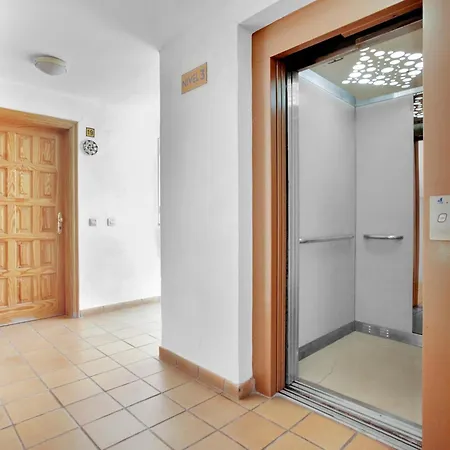 The Cliffs Penthouse, Huge Terrace, Bbq, Air Con Apartment Puerto de Santiago (Tenerife)