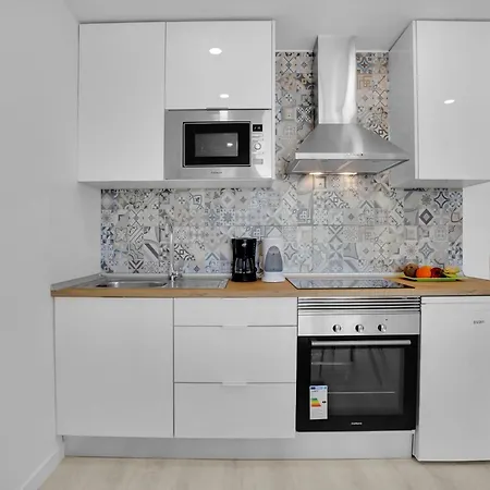 Apartment The Cliffs Penthouse, Huge Terrace, Bbq, Air Con Puerto de Santiago (Tenerife)